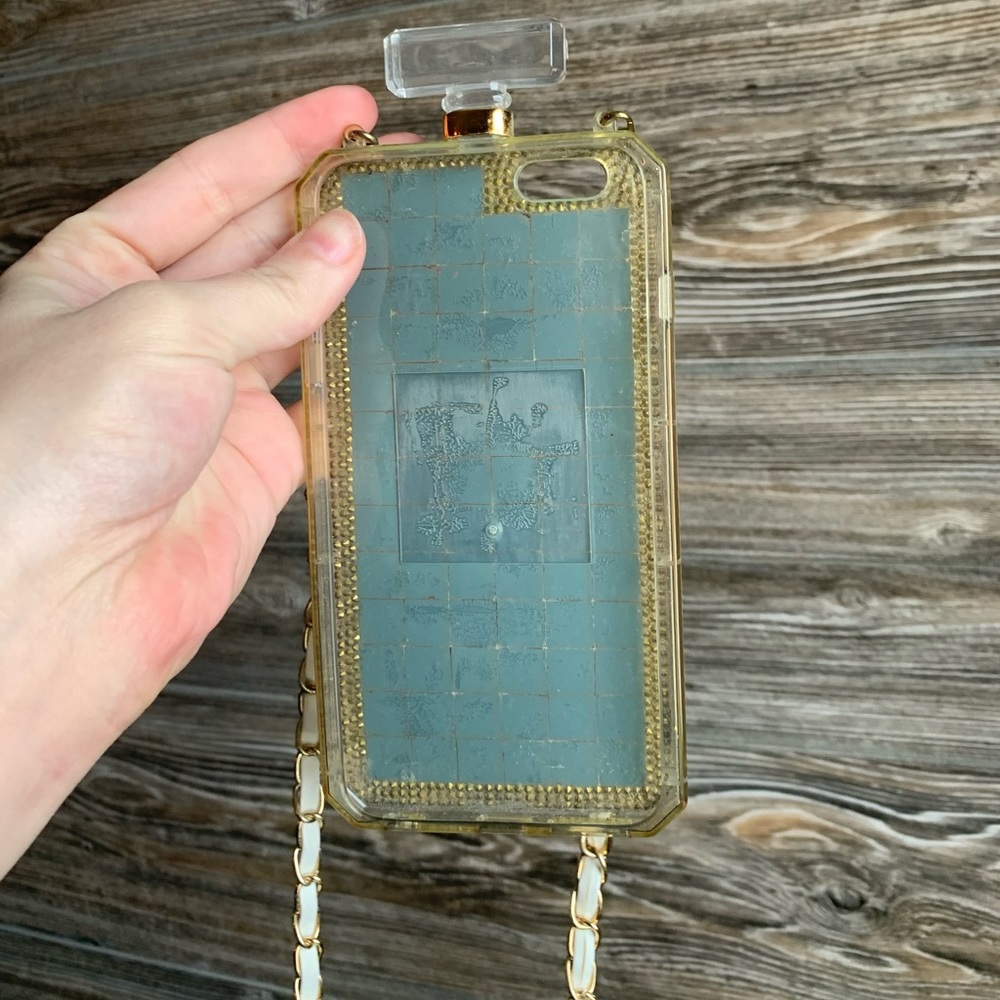 iPhone 6 Plus case - Picture 3 of 8